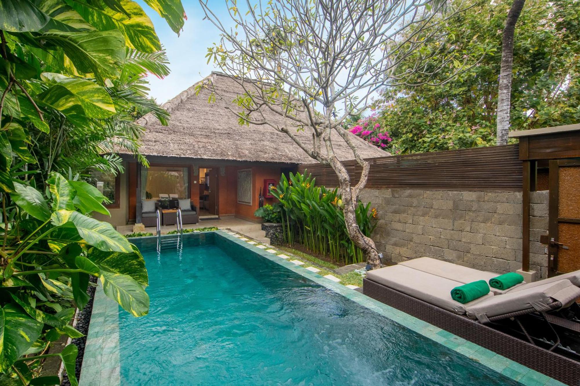 Legian Beach Hotel Luaran gambar